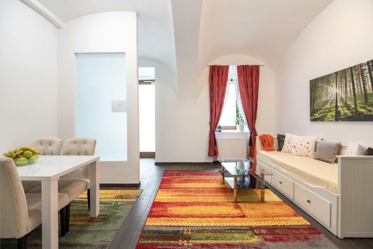 City 4 Apartment